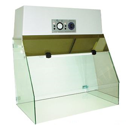 Laminar flow hood